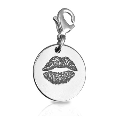 Solid Gold Kiss Charm