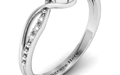 Espiral Princess Ring: Crafting Gold Name Necklace's White Gold Sparkle