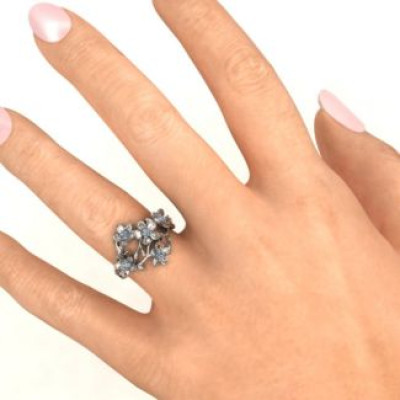 18CT White Gold Garden Party Ring