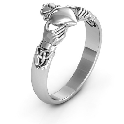 18CT White Gold Celtic Knotted Claddagh Ring