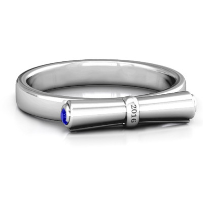 18CT White Gold Diploma Scroll Graduation Ring