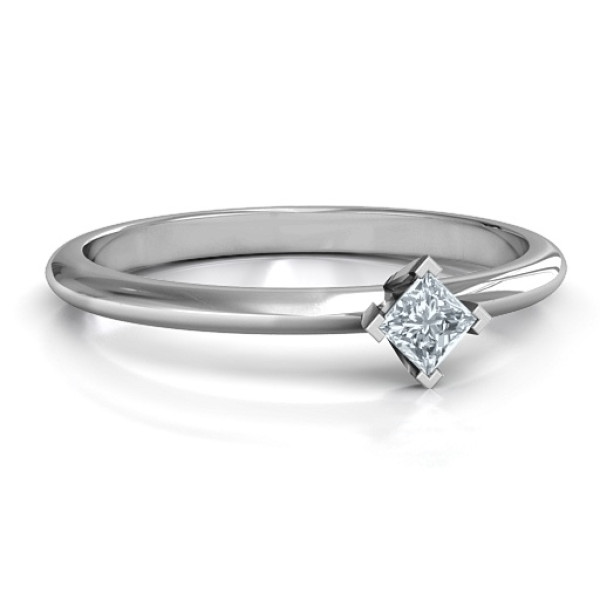 18CT White Gold L-Shaped Princess Ring