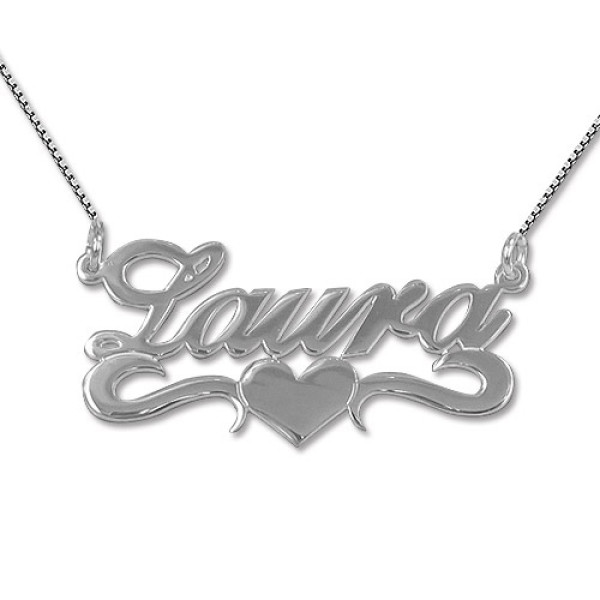 Solid Gold Middle Heart Name Name Necklace