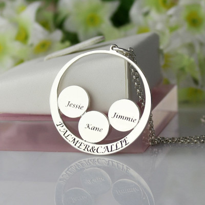 Solid Gold Family Name Pendant For Mom