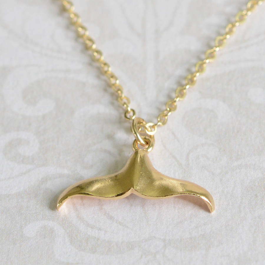 white-gold-whale-tail-pendant-necklace