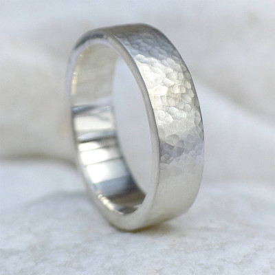 Mens Hammered Ring,Or 18CT Gold