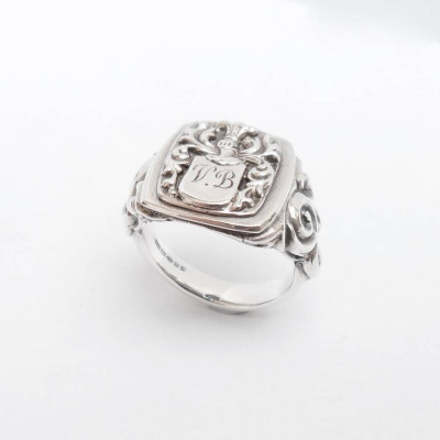 Coat Of Arms Signet Solid White Gold Ring