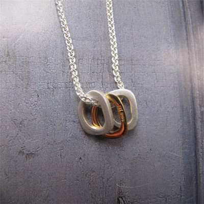 Ovals Name Necklace With Gold