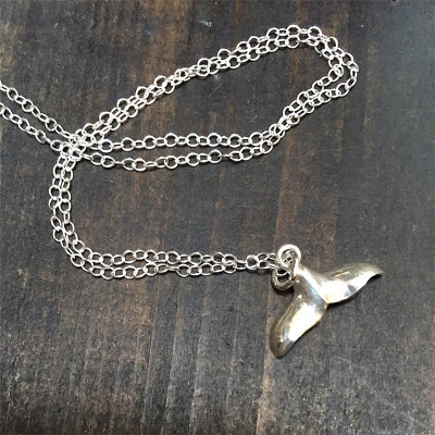 Solid Gold Whale Tail Pendant Name Necklace