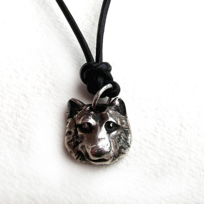 Solid Gold Wolf Head Name Necklace