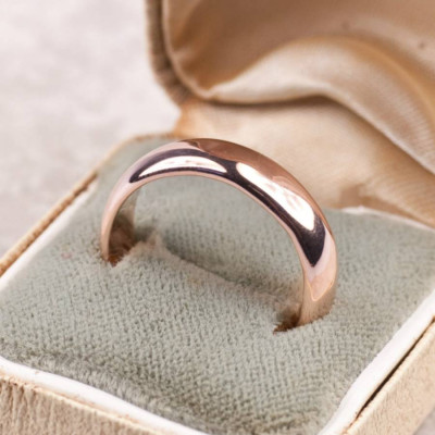 Simple Handmade Mens Wedding Ring In 18CT Gold