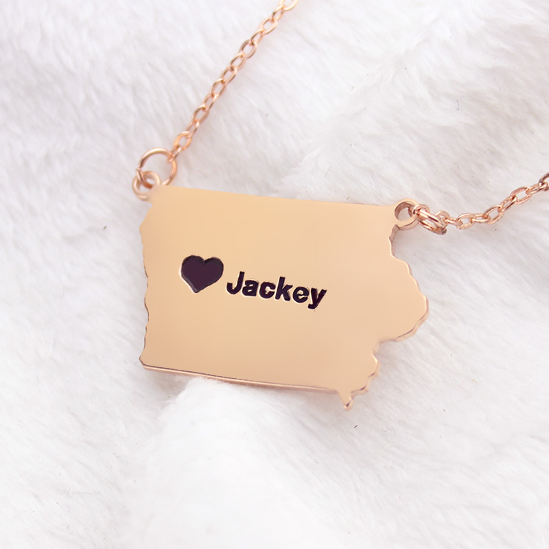 Iowa State USA Map Necklace - Rose Gold