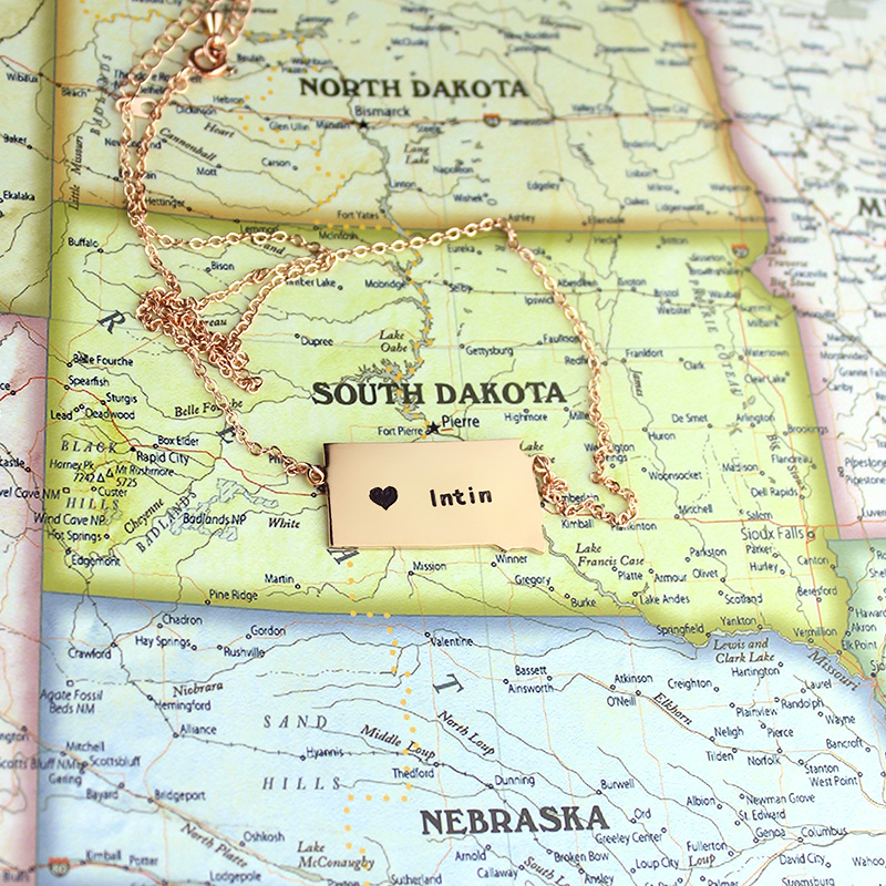South Dakota State Shaped Necklaces - Rose Gold