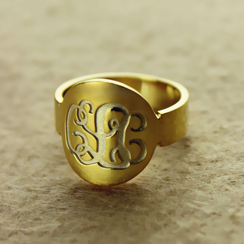 Engraved - 18CT Gold Script Monogram Itnitial Ring