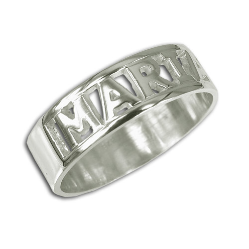 EnglishEngraved Name Solid White Gold Ring