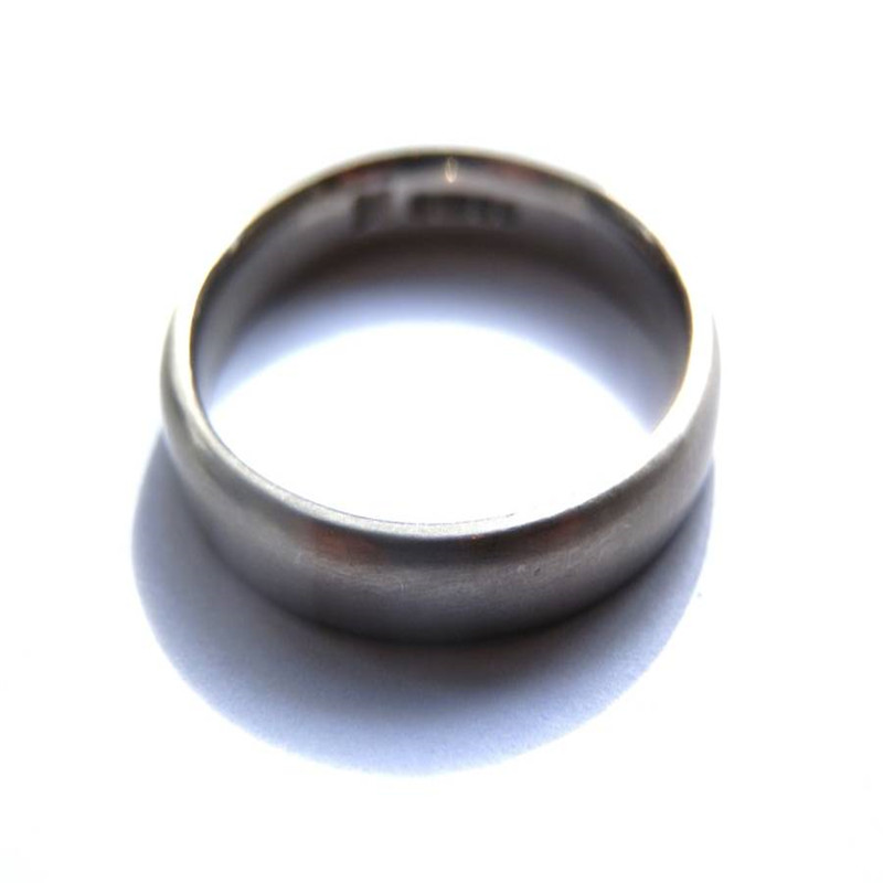 Mens 18CT White Gold Wedding Ring